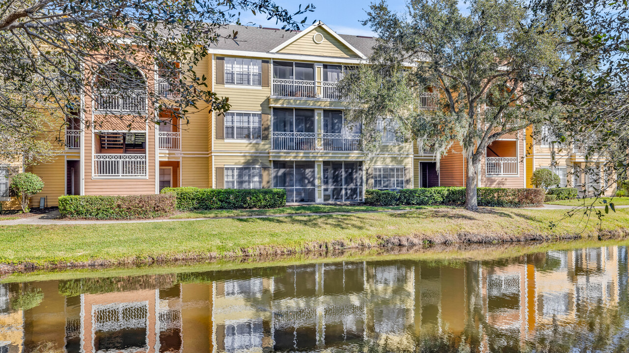 2336 Mid Town Terrace in Orlando, FL - Building Photo