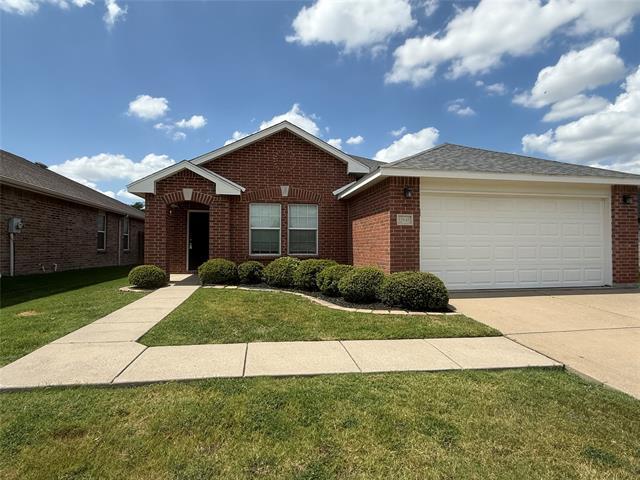 12641 Lost Prairie Dr in Keller, TX - Building Photo