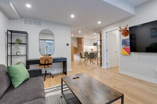 1520 Av des Pins O, Unit SI ID1382971P in Montréal, QC - Building Photo