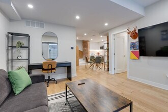 1520 Av des Pins O in Montréal, QC - Building Photo - Building Photo