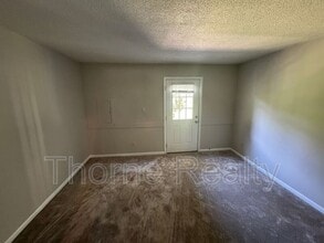 698 W Hamlet St in Pinetops, NC - Foto de edificio - Building Photo