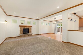 15028 16th Pl W in Lynnwood, WA - Building Photo - Building Photo