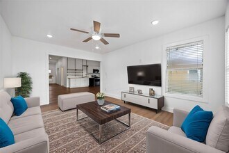 2214 Stevens St in Houston, TX - Building Photo - Building Photo