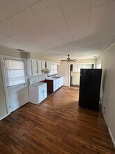 3819 Millersburg Ruddles Mill Rd in Paris, KY - Foto de edificio - Building Photo