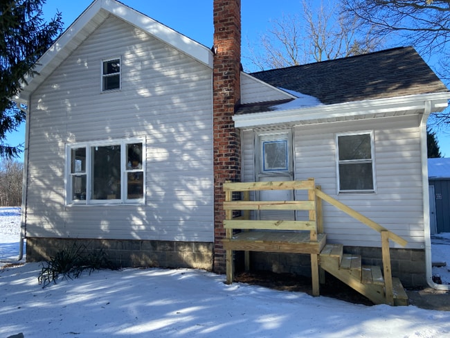 12701 S River Rd in Grand Rapids, OH - Building Photo - Building Photo