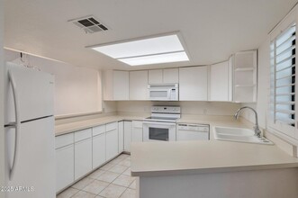 16739 E El Lago Blvd in Fountain Hills, AZ - Building Photo - Building Photo