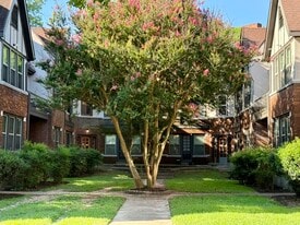 Overton Garden Apartments in Memphis, TN - Building Photo