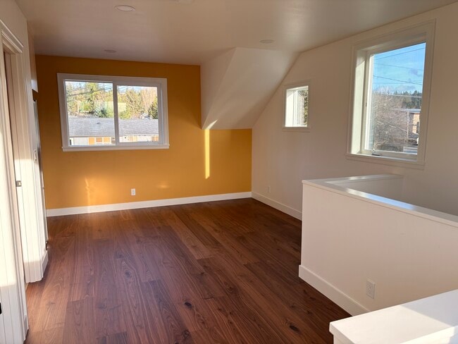 2515 Yew St in Bellingham, WA - Building Photo - Building Photo