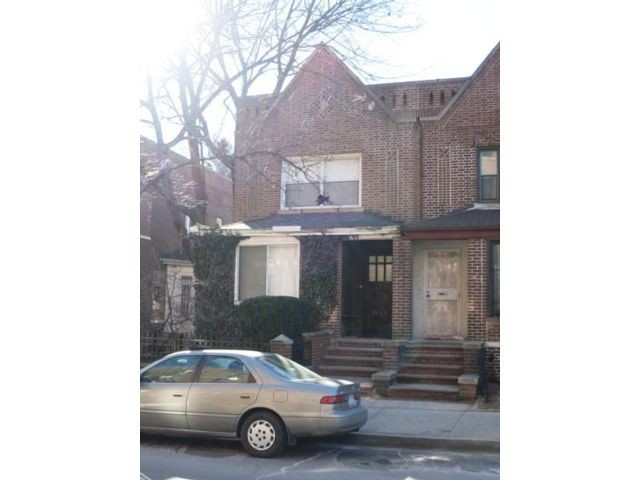 2402 Cortelyou Rd in Brooklyn, NY - Building Photo - Other