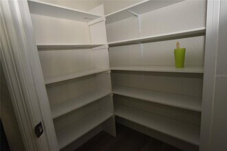 609 Island Pl Wy in Tampa, FL - Building Photo - Building Photo