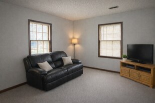 1341 New York St in Lawrence, KS - Building Photo