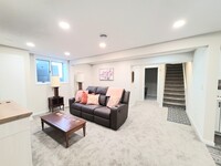 10424 Ewing Rd S, Unit 3 Bedrooms 2 Bathrooms in Minneapolis, MN - Building Photo - Building Photo