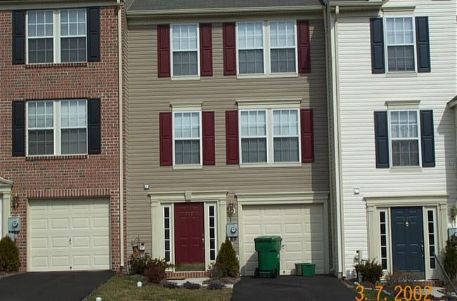 property at 302 Joshua Ct