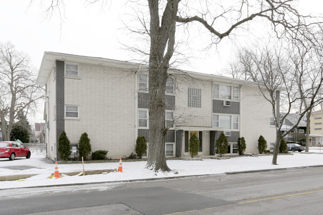 442 Jackson Blvd in Forest Park, IL - Foto de edificio - Building Photo