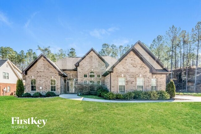 property at 475 Brookhaven Dr