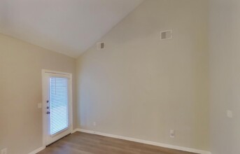 512 Wolf Dr in Forney, TX - Building Photo - Building Photo