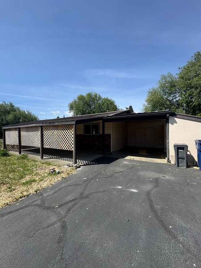 407 S Walnut St in Ellensburg, WA - Building Photo - Building Photo