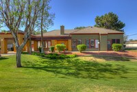 Building Photo - Villa de Cortez Apartments in Phoenix, Arizona