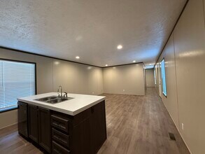 601 Kathy St in Conroe, TX - Building Photo - Building Photo