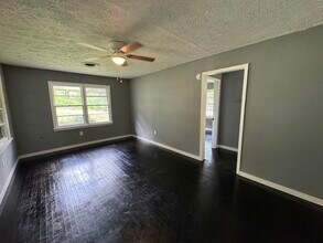 2646 Revere St in Jackson, MS - Building Photo - Building Photo