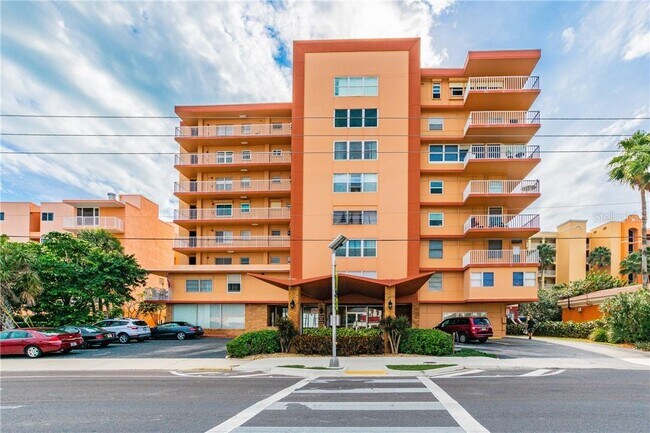 16400 Gulf Blvd, Unit 707 in North Redington Beach, FL - Building Photo - Building Photo