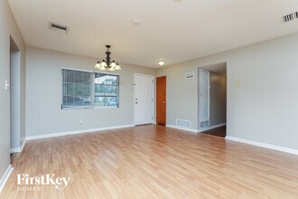 1381 Viburnum Ln in Winter Park, FL - Building Photo - Building Photo