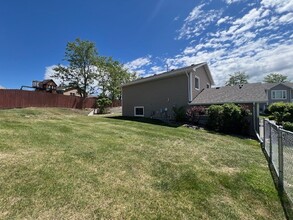 1028 Park Hill Ct in Rapid City, SD - Building Photo - Building Photo