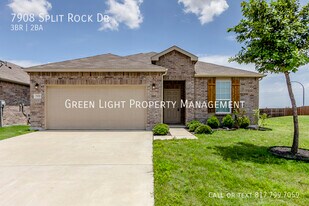 7908 Split Rock Dr in Fort Worth, TX - Building Photo