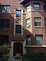 535 W Brompton Ave in Chicago, IL - Building Photo