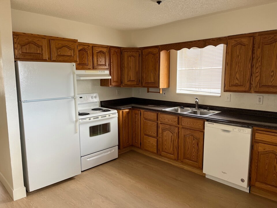 640 E 100 S in Pleasant Grove, UT - Building Photo