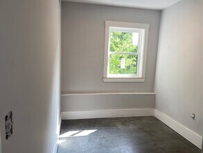 120 Marginal St in Boston, MA - Building Photo - Building Photo