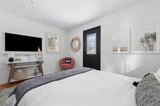 3 1st Pl in East Quogue, NY - Building Photo - Building Photo