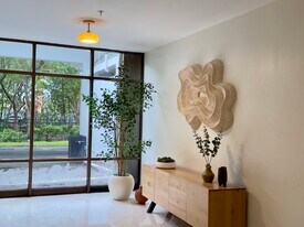 2780 NE 183rd St, Unit 1203 in Aventura, FL - Building Photo