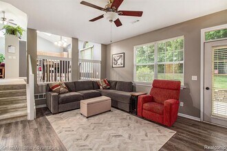 130 Lakeshore Pointe Dr in Howell, MI - Building Photo - Building Photo