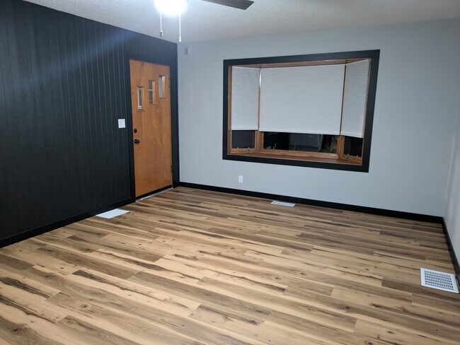 2222 Diagonal Rd in La crosse, WI - Building Photo - Building Photo