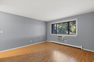 6500 S Minerva Ave in Chicago, IL - Building Photo - Building Photo