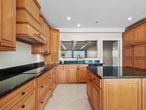1110 W Ivanhoe Blvd in Orlando, FL - Building Photo - Building Photo
