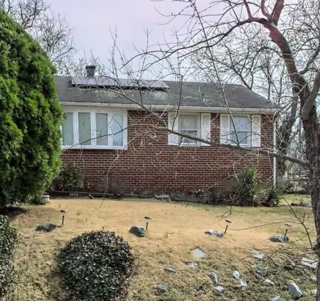 property at 7201 Powhatan St