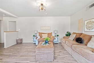 2026 11th Ave NW in Ardmore, OK - Building Photo - Building Photo