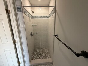 14 E Germantown Pike in Plymouth Meeting, PA - Building Photo - Building Photo