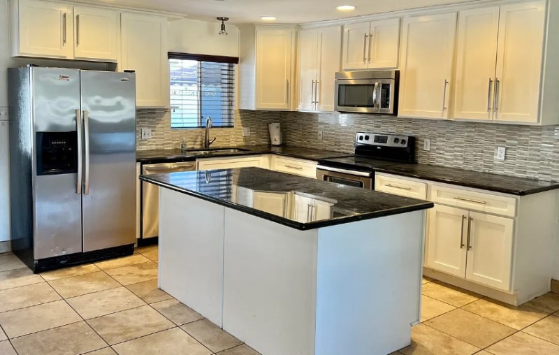 4213 N Westview Dr in Phoenix, AZ - Building Photo