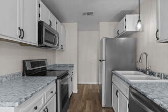 4722 W Cuthbert Ave in Midland, TX - Building Photo - Building Photo