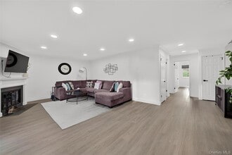 201 Tamarack Ln in Brewster, NY - Building Photo - Building Photo