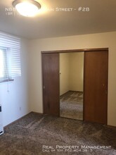 N88W16771 Main St-Unit -#2B in Menomonee Falls, WI - Building Photo - Building Photo