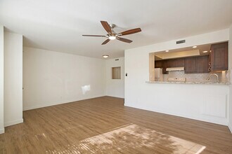 4006 Promontory St in San Diego, CA - Building Photo - Building Photo