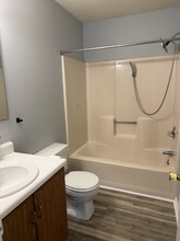 9 Fonda Dr in Lynchburg, VA - Foto de edificio - Building Photo