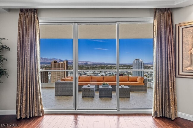 property at 2777 Paradise Rd