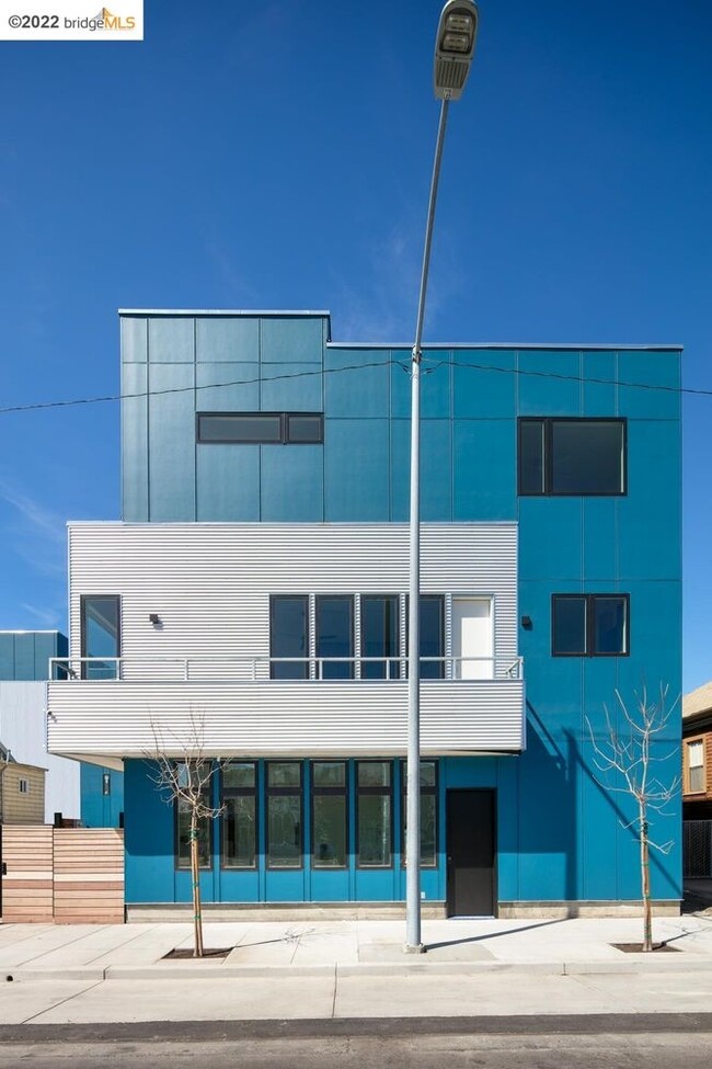 2511 Adeline St in Oakland, CA - Foto de edificio - Building Photo