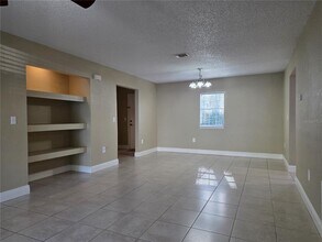 1105 Clubside Dr in Longwood, FL - Foto de edificio - Building Photo