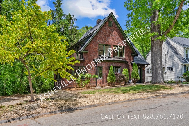 21 Sylvan Ave in Asheville, NC - Building Photo - Building Photo